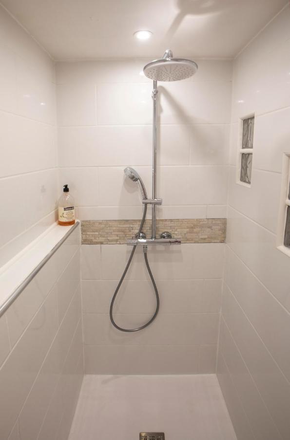 Appartement T3 Traversant Residence Standing Garage Et Piscine Exterieure Gratuits Σετ Εξωτερικό φωτογραφία
